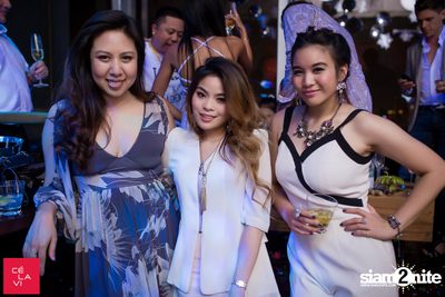 White Winter Ball NYE 2018 เซ ลา วี — photo 48