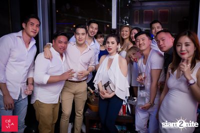White Winter Ball NYE 2018 เซ ลา วี — photo 51