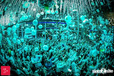 White Winter Ball NYE 2018 เซ ลา วี — photo 79