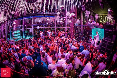White Winter Ball NYE 2018 เซ ลา วี — photo 81