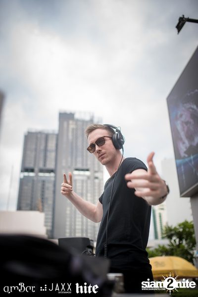 NYE amBar Pool Party ที่ แอมบาร์ — photo 12
