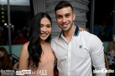 Frozen BEATS: New Year Party ที่ เดอะ เวสทิน แกรนด์ — photo 40