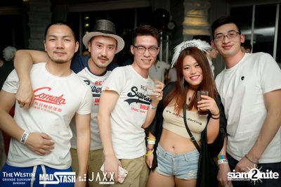 Frozen BEATS: New Year Party ที่ เดอะ เวสทิน แกรนด์ — photo 61
