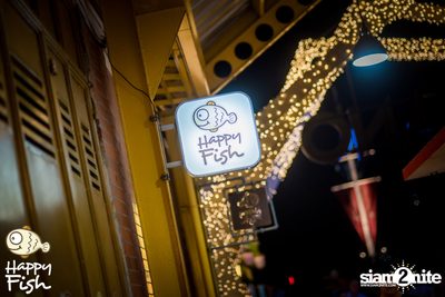 ปาร์ตี้คืนวันจันทร์ ที่ร้าน แฮปปี้ ฟิช, เอเชียทีค เดอะ ริเวอร์ฟร้อนท์ — photo 1