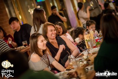 ปาร์ตี้คืนวันจันทร์ ที่ร้าน แฮปปี้ ฟิช, เอเชียทีค เดอะ ริเวอร์ฟร้อนท์ — photo 11