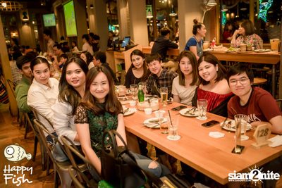 ปาร์ตี้คืนวันจันทร์ ที่ร้าน แฮปปี้ ฟิช, เอเชียทีค เดอะ ริเวอร์ฟร้อนท์ — photo 16