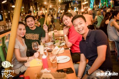 ปาร์ตี้คืนวันจันทร์ ที่ร้าน แฮปปี้ ฟิช, เอเชียทีค เดอะ ริเวอร์ฟร้อนท์ — photo 22