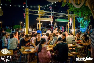 ปาร์ตี้คืนวันจันทร์ ที่ร้าน แฮปปี้ ฟิช, เอเชียทีค เดอะ ริเวอร์ฟร้อนท์ — photo 30