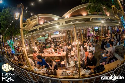 ปาร์ตี้คืนวันจันทร์ ที่ร้าน แฮปปี้ ฟิช, เอเชียทีค เดอะ ริเวอร์ฟร้อนท์ — photo 52