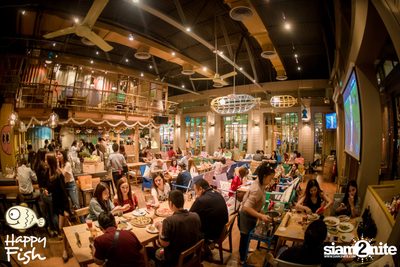 ปาร์ตี้คืนวันจันทร์ ที่ร้าน แฮปปี้ ฟิช, เอเชียทีค เดอะ ริเวอร์ฟร้อนท์ — photo 68