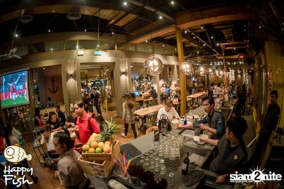 ปาร์ตี้คืนวันจันทร์ ที่ร้าน แฮปปี้ ฟิช, เอเชียทีค เดอะ ริเวอร์ฟร้อนท์ — photo 72