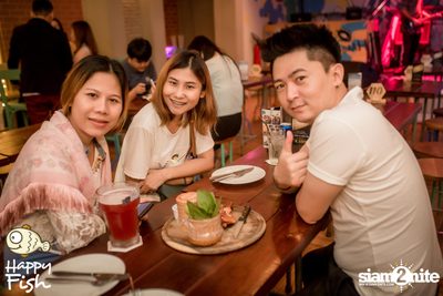 ปาร์ตี้คืนวันจันทร์ ที่ร้าน แฮปปี้ ฟิช, เอเชียทีค เดอะ ริเวอร์ฟร้อนท์ — photo 96