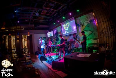 ปาร์ตี้คืนวันจันทร์ ที่ร้าน แฮปปี้ ฟิช, เอเชียทีค เดอะ ริเวอร์ฟร้อนท์ — photo 103
