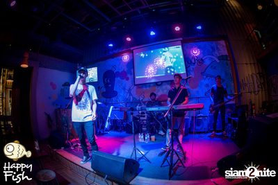 ปาร์ตี้คืนวันจันทร์ ที่ร้าน แฮปปี้ ฟิช, เอเชียทีค เดอะ ริเวอร์ฟร้อนท์ — photo 104