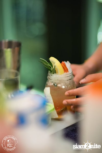 ปาร์ตี้คืนวันจันทร์ ที่ร้าน แฮปปี้ ฟิช เมกะบางนา — photo 58