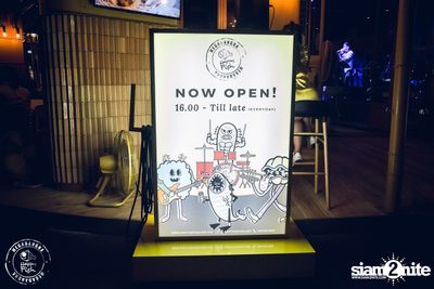 ปาร์ตี้คืนวันจันทร์ ที่ร้าน แฮปปี้ ฟิช เมกะบางนา — photo 111