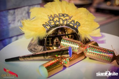 Gold & Glam New Year's Eve at VOGUE Lounge Bangkok — photo 1