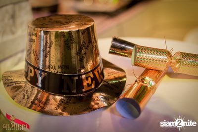Gold & Glam New Year's Eve at VOGUE Lounge Bangkok — photo 9
