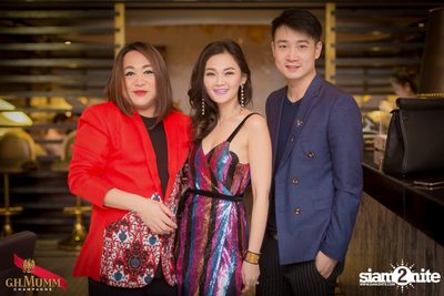 Gold & Glam New Year's Eve at VOGUE Lounge Bangkok — photo 13