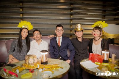 Gold & Glam New Year's Eve at VOGUE Lounge Bangkok — photo 16