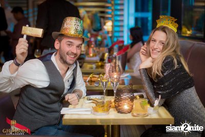 Gold & Glam New Year's Eve at VOGUE Lounge Bangkok — photo 55