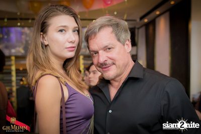 Gold & Glam New Year's Eve at VOGUE Lounge Bangkok — photo 78