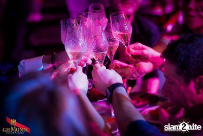 Gold & Glam New Year's Eve at VOGUE Lounge Bangkok — photo 93