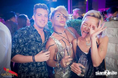 Gold & Glam New Year's Eve at VOGUE Lounge Bangkok — photo 107