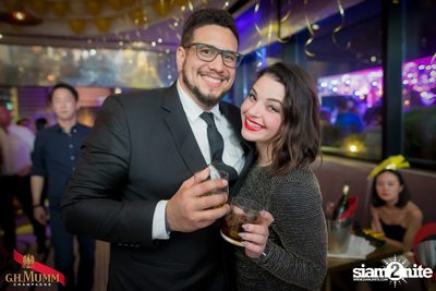 Gold & Glam New Year's Eve at VOGUE Lounge Bangkok — photo 115