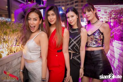 Gold & Glam New Year's Eve at VOGUE Lounge Bangkok — photo 120