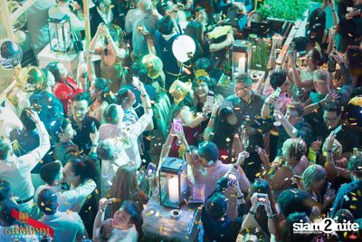 Gold & Glam New Year's Eve at VOGUE Lounge Bangkok — photo 125