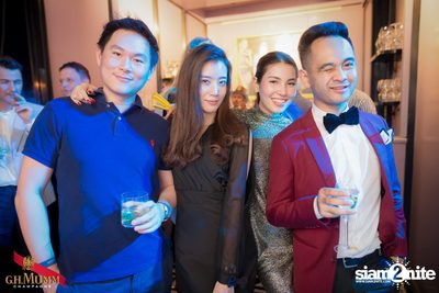 Gold & Glam New Year's Eve at VOGUE Lounge Bangkok — photo 155