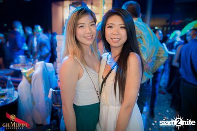 Gold & Glam New Year's Eve at VOGUE Lounge Bangkok — photo 162
