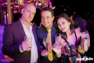 Gold & Glam New Year's Eve at VOGUE Lounge Bangkok — photo 165