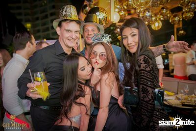 Gold & Glam New Year's Eve at VOGUE Lounge Bangkok — photo 167