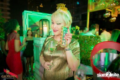 Gold & Glam New Year's Eve at VOGUE Lounge Bangkok — photo 177