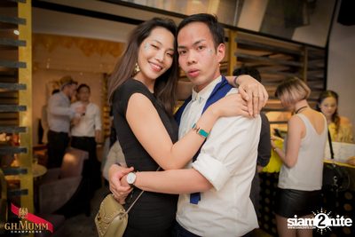 Gold & Glam New Year's Eve at VOGUE Lounge Bangkok — photo 178
