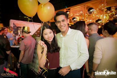 Gold & Glam New Year's Eve at VOGUE Lounge Bangkok — photo 182