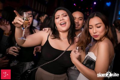 Crush Wednesdays เซ ลา วี — photo 24