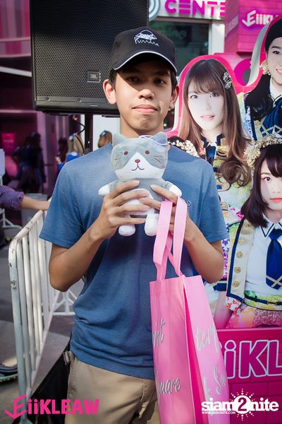 Mini concert BNK48 at Centerpoint of Siam Square — photo 29