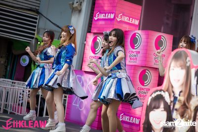 Mini concert BNK48 at Centerpoint of Siam Square — photo 42