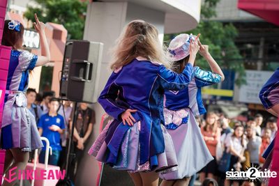 Mini concert BNK48 at Centerpoint of Siam Square — photo 56