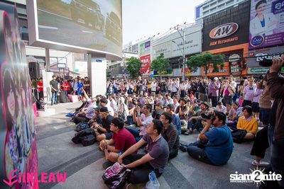 Mini concert BNK48 at Centerpoint of Siam Square — photo 57