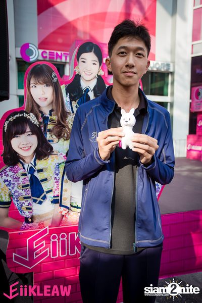 Mini concert BNK48 at Centerpoint of Siam Square — photo 76