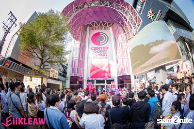 Mini concert BNK48 at Centerpoint of Siam Square — photo 127