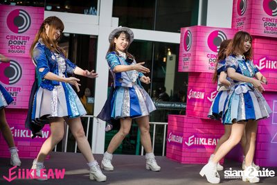 Mini concert BNK48 at Centerpoint of Siam Square — photo 153