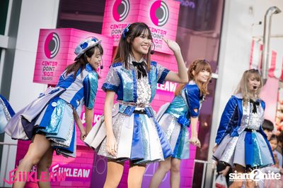 Mini concert BNK48 at Centerpoint of Siam Square — photo 159