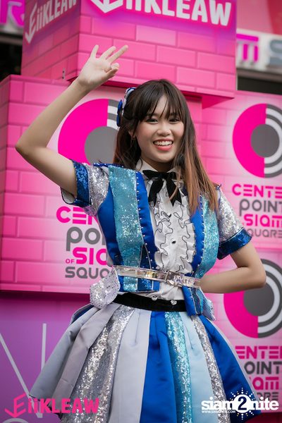 Mini concert BNK48 at Centerpoint of Siam Square — photo 164