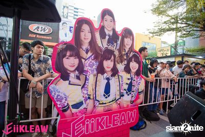 Mini concert BNK48 at Centerpoint of Siam Square — photo 211