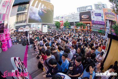 Mini concert BNK48 at Centerpoint of Siam Square — photo 217
